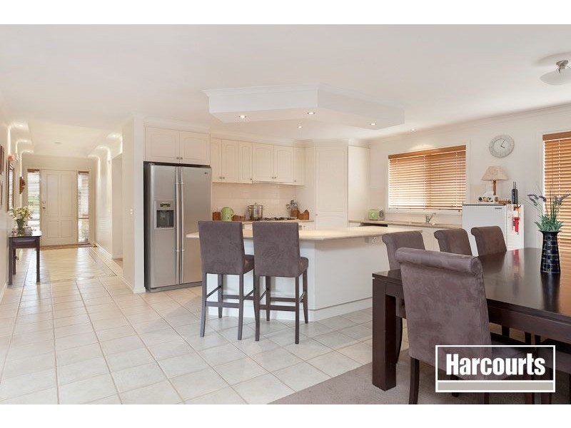 17 Storey Drive, Pakenham VIC 3810