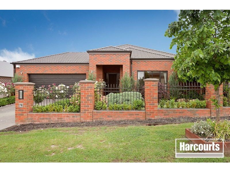 37 The Circuit, Pakenham VIC 3810