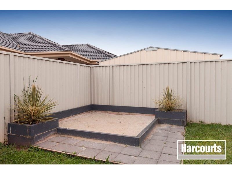30 Hartland Circuit, Pakenham VIC 3810