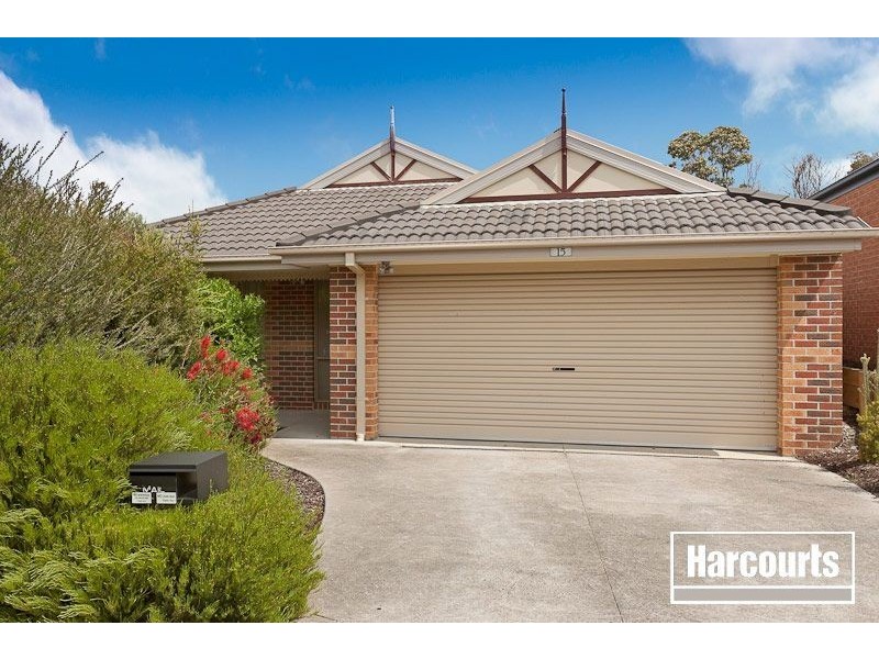 15 Shetland Court, Pakenham VIC 3810