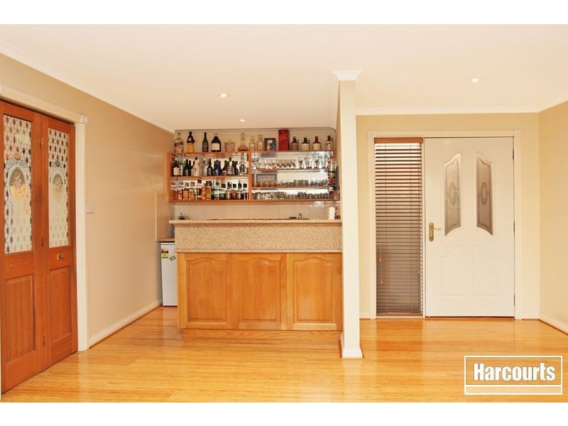 4 Federation Crt, Pakenham VIC 3810