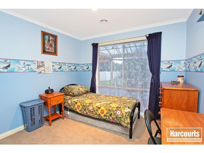 4 Federation Crt, Pakenham VIC 3810