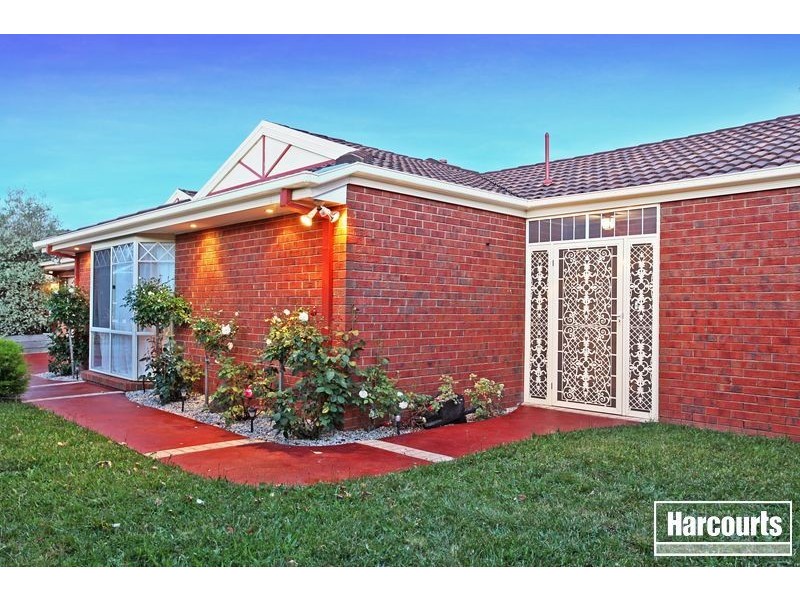 4 Federation Crt, Pakenham VIC 3810