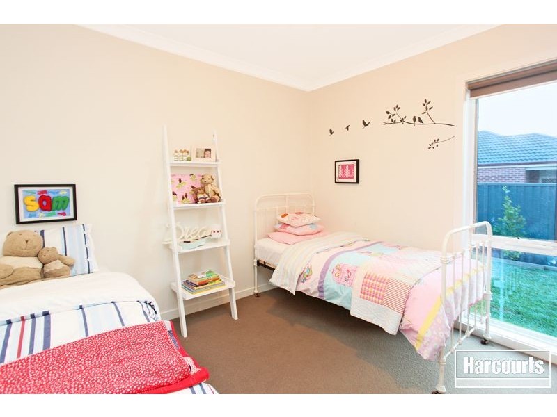 34 Botanic Drive, Pakenham VIC 3810
