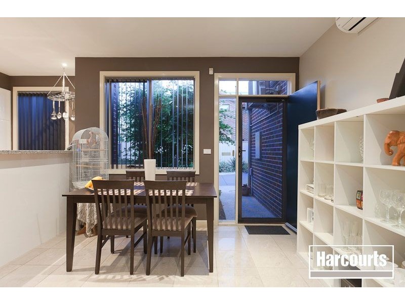 21 Flinders Chase, Pakenham VIC 3810