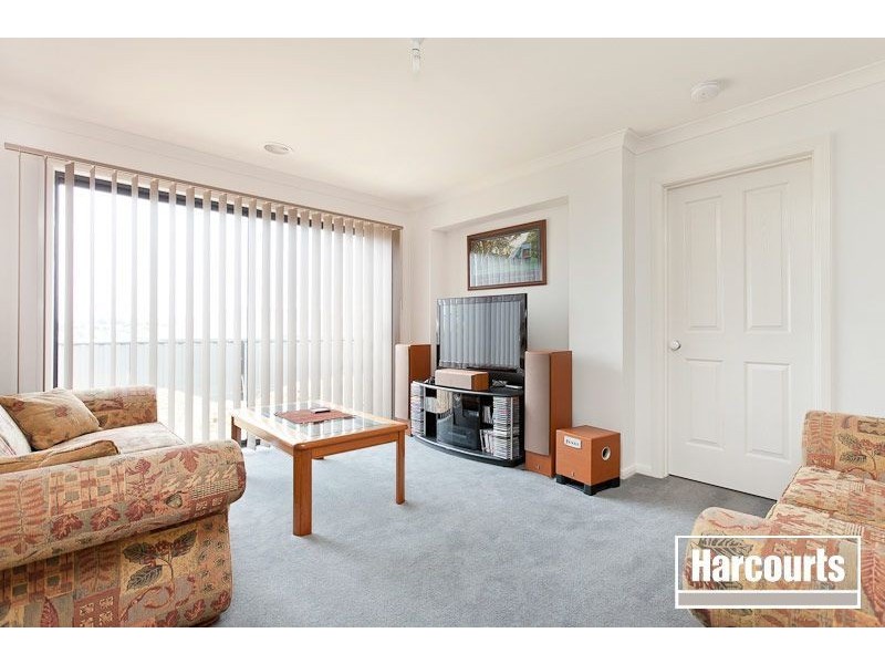 7 Lucerne Circuit, Pakenham VIC 3810