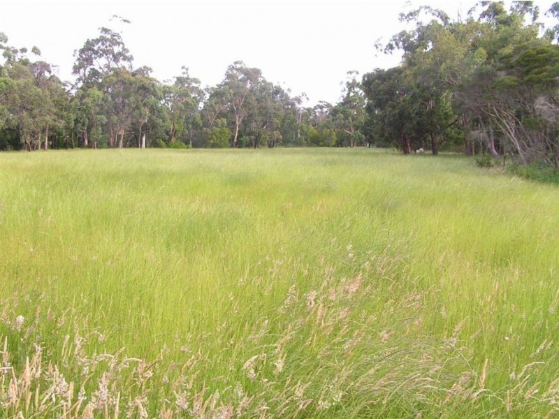 88 Bessie Creek Rd, Pakenham VIC 3810