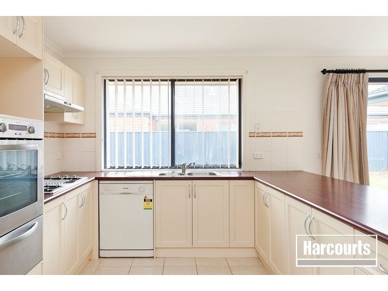 15 River Red Grove, Pakenham VIC 3810