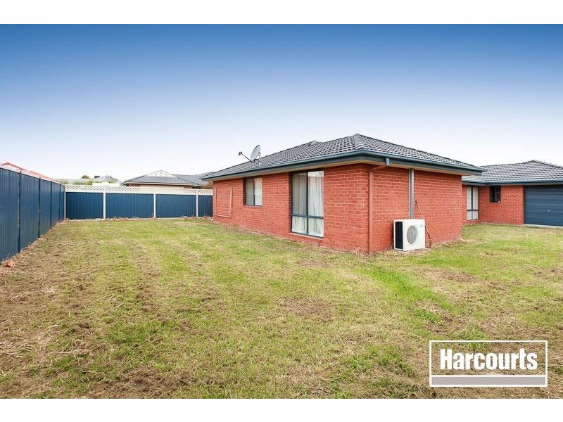 15 River Red Grove, Pakenham VIC 3810