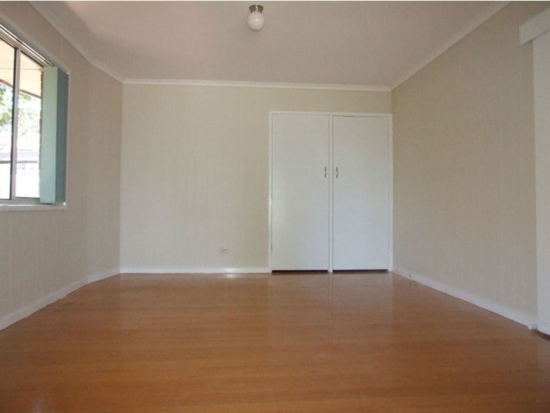36 Princes Hwy, Pakenham VIC 3810