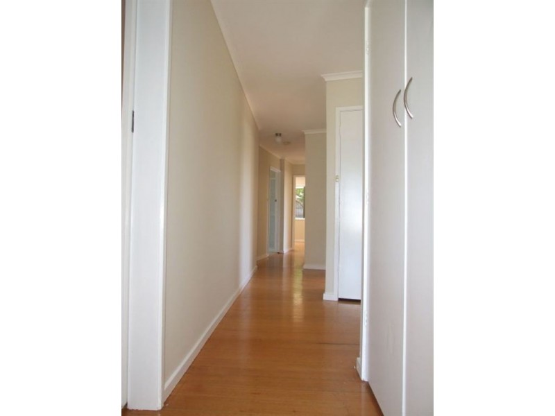 36 Princes Hwy, Pakenham VIC 3810