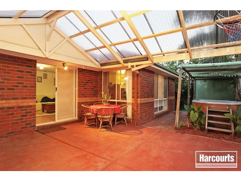 15 Mahogany Court, Pakenham VIC 3810