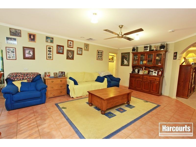 15 Mahogany Court, Pakenham VIC 3810