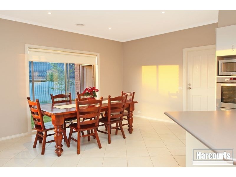 6 Murchison Link, Pakenham VIC 3810