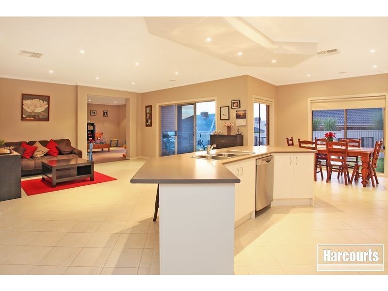 6 Murchison Link, Pakenham VIC 3810