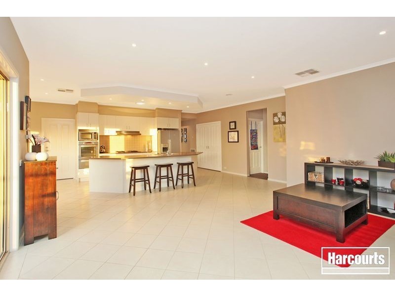 6 Murchison Link, Pakenham VIC 3810