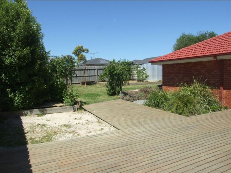 20 Natanya Drive, Pakenham VIC 3810