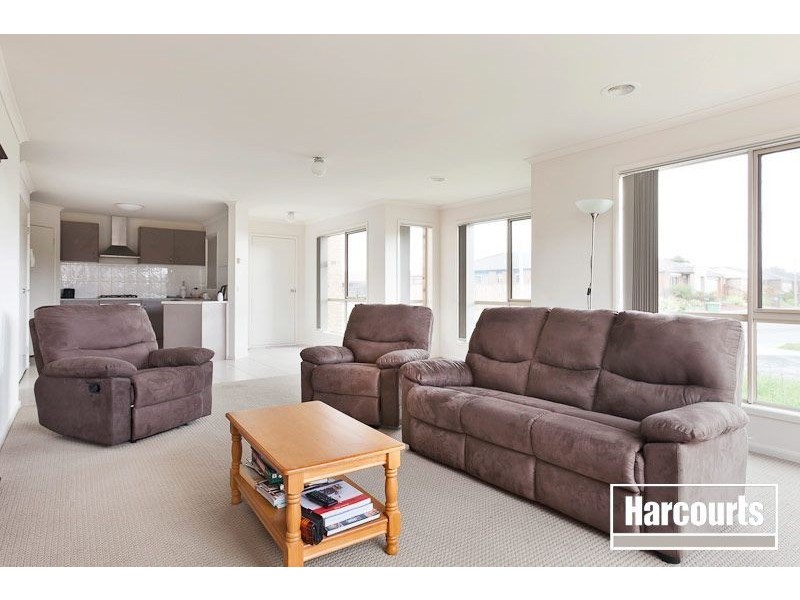 1/54-58 Pommel Street, Pakenham VIC 3810