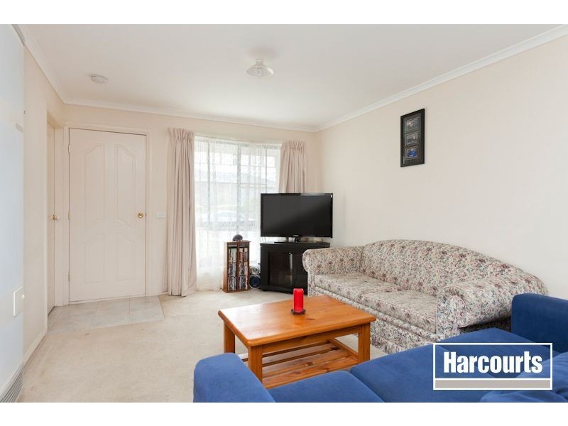 19 Meaby Drive, Pakenham VIC 3810