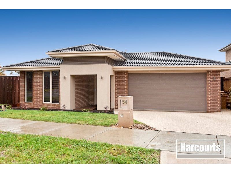 54 Irving Road, Pakenham VIC 3810