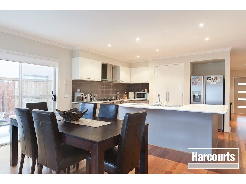 54 Irving Road, Pakenham VIC 3810