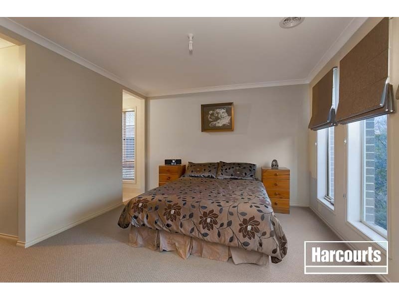 102 Shearwater Drive, Pakenham VIC 3810