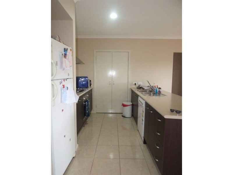 4 Veitch Court, Pakenham VIC 3810