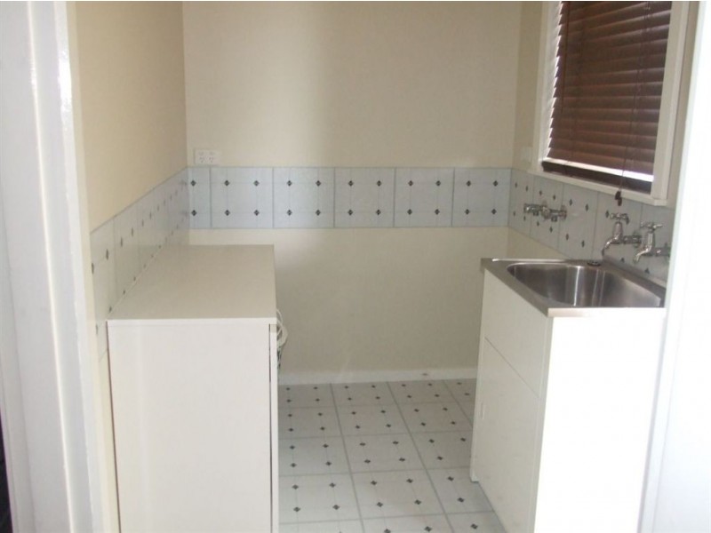 10 Deveney Street, Pakenham VIC 3810