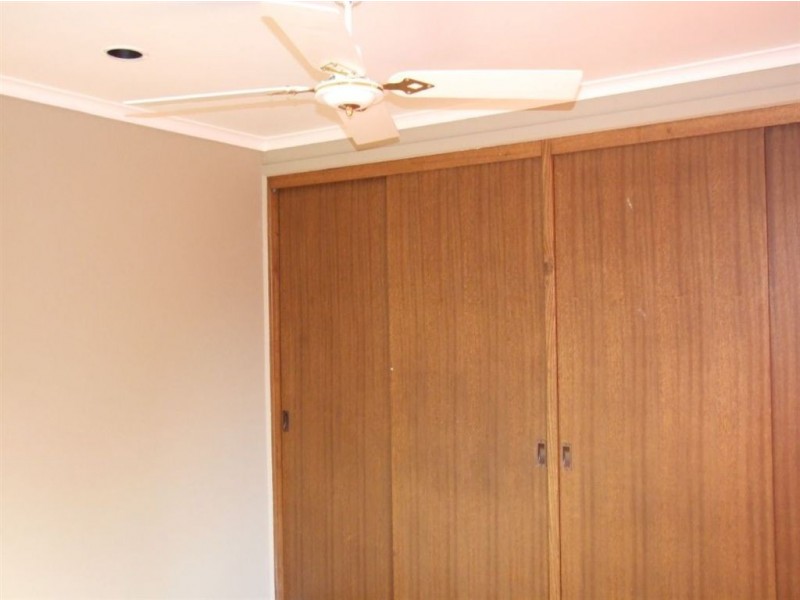 10 Deveney Street, Pakenham VIC 3810