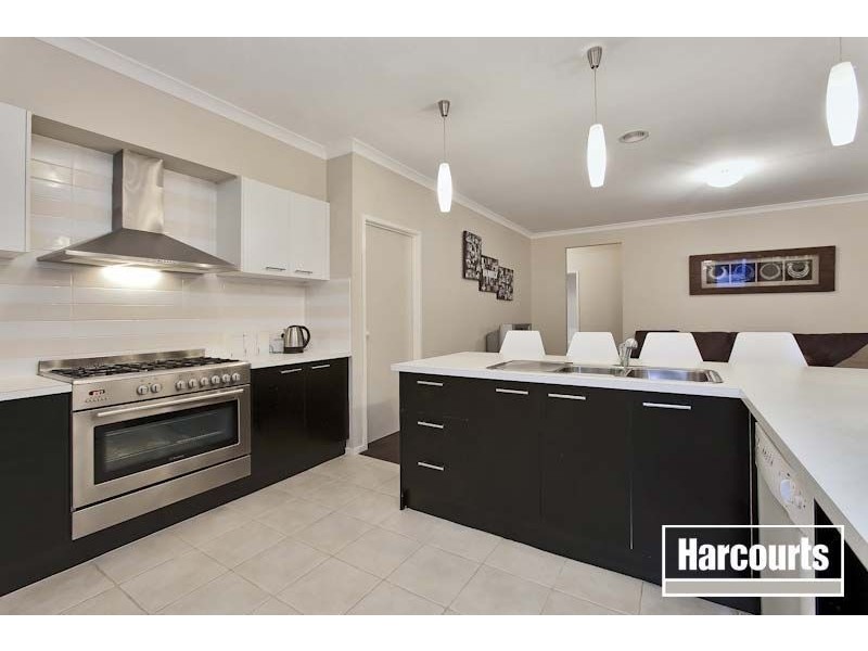22 Ben Cairn Mews, Pakenham VIC 3810