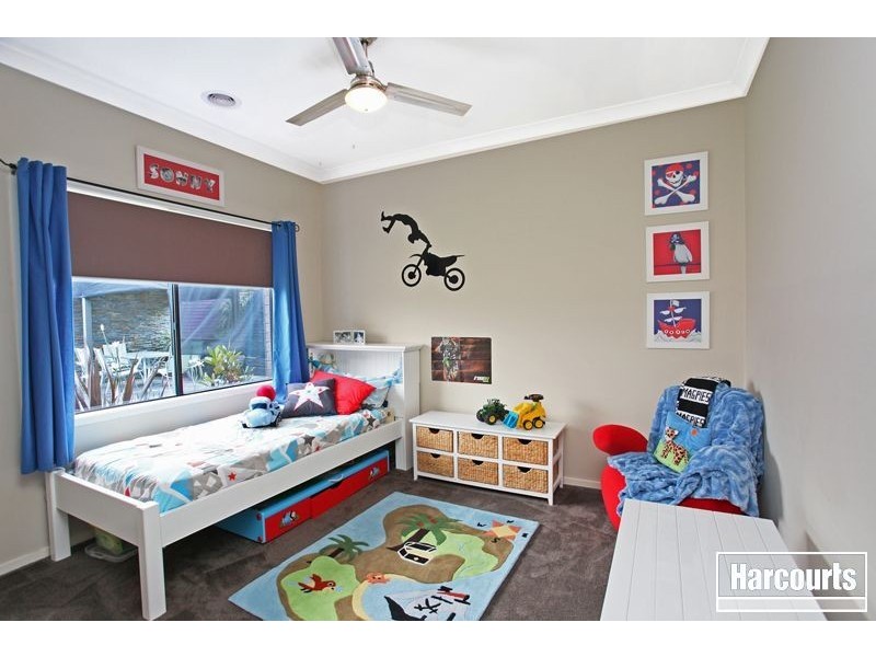 22 Ben Cairn Mews, Pakenham VIC 3810