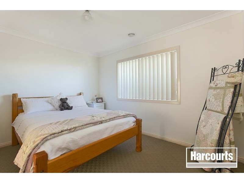 30 Darwin Way, Pakenham VIC 3810