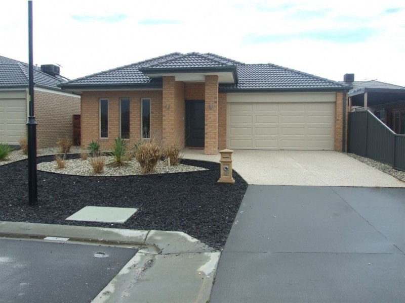 12 Bailey Place, Pakenham VIC 3810
