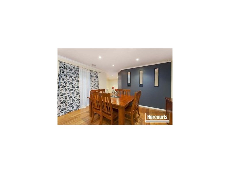 7 Wisteria Court, Pakenham VIC 3810