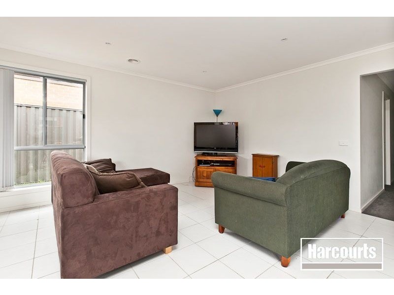 10 Seville Street, Pakenham VIC 3810