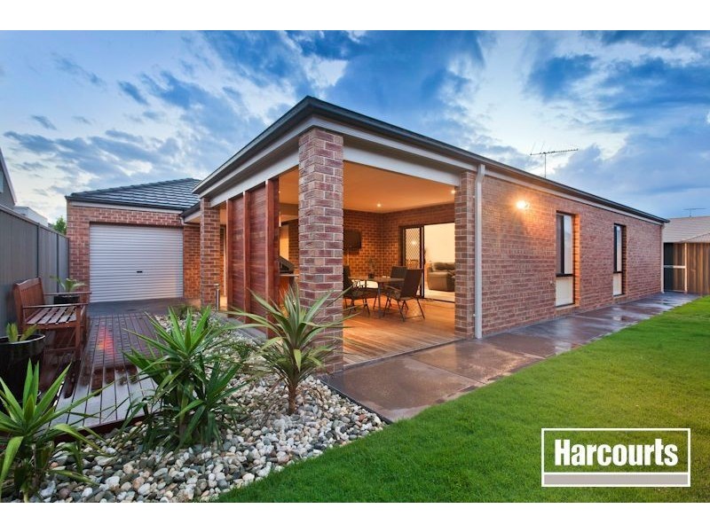 14 Sarton Link, Pakenham VIC 3810