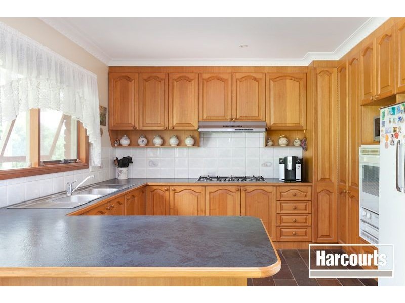 5 Bayard Drive, Pakenham Upper VIC 3810