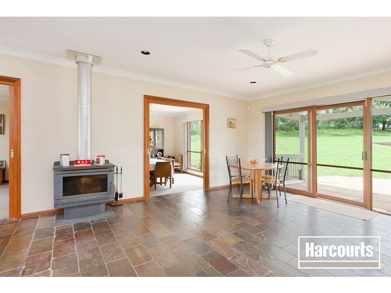 5 Bayard Drive, Pakenham Upper VIC 3810