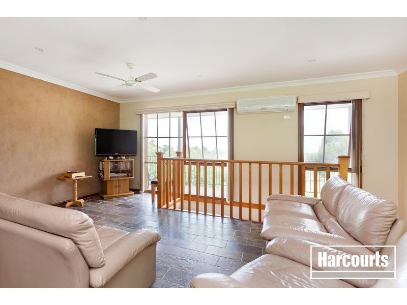 5 Bayard Drive, Pakenham Upper VIC 3810