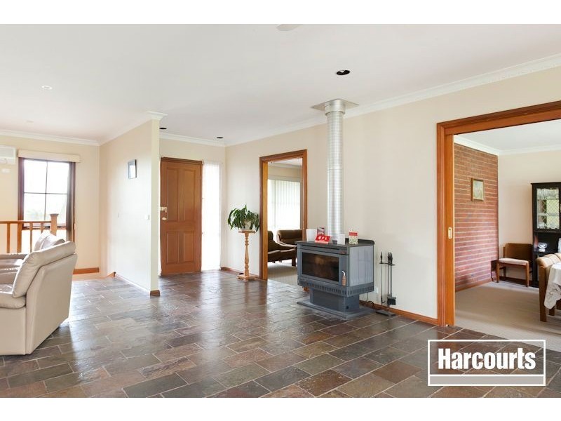 5 Bayard Drive, Pakenham Upper VIC 3810
