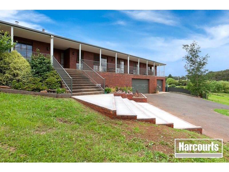 5 Bayard Drive, Pakenham Upper VIC 3810