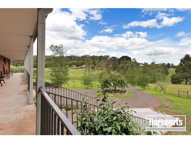 5 Bayard Drive, Pakenham Upper VIC 3810