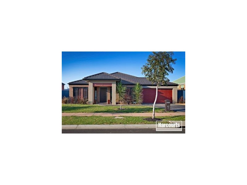 28 Stringy Bark Cct, Pakenham VIC 3810