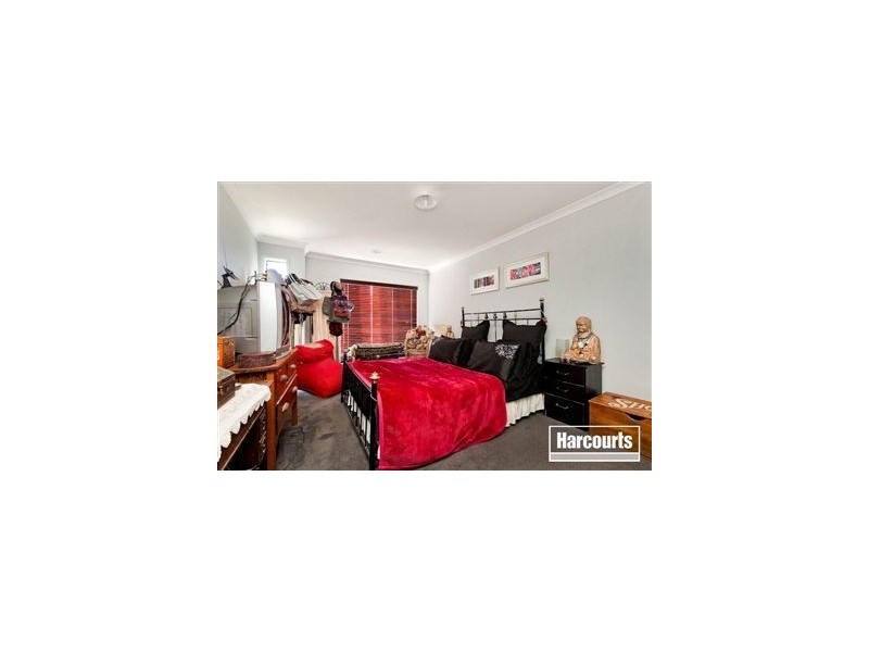 28 Stringy Bark Cct, Pakenham VIC 3810