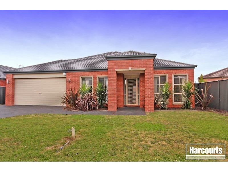 4 Veitch Court, Pakenham VIC 3810