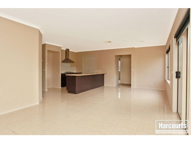 4 Veitch Court, Pakenham VIC 3810