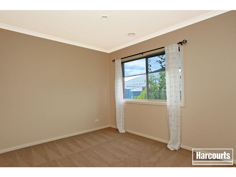 4 Veitch Court, Pakenham VIC 3810