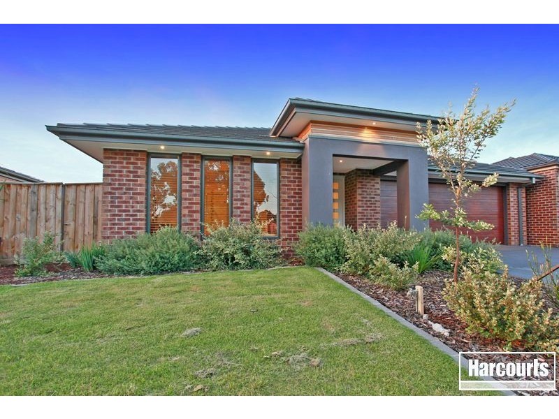 28 Kosta Boda Boulevard, Pakenham VIC 3810