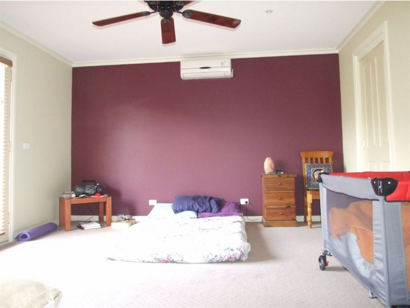 6 Kelly Court, Pakenham VIC 3810