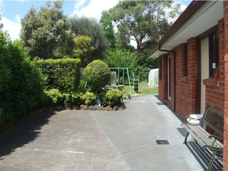 6 Kelly Court, Pakenham VIC 3810